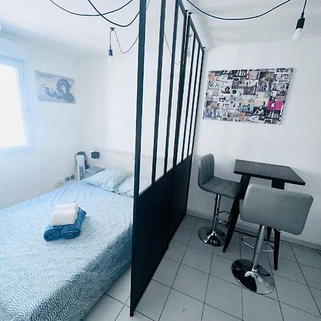 Studio Gare St Roch Avec Box De Garage Apartamento Montpellier Exterior foto
