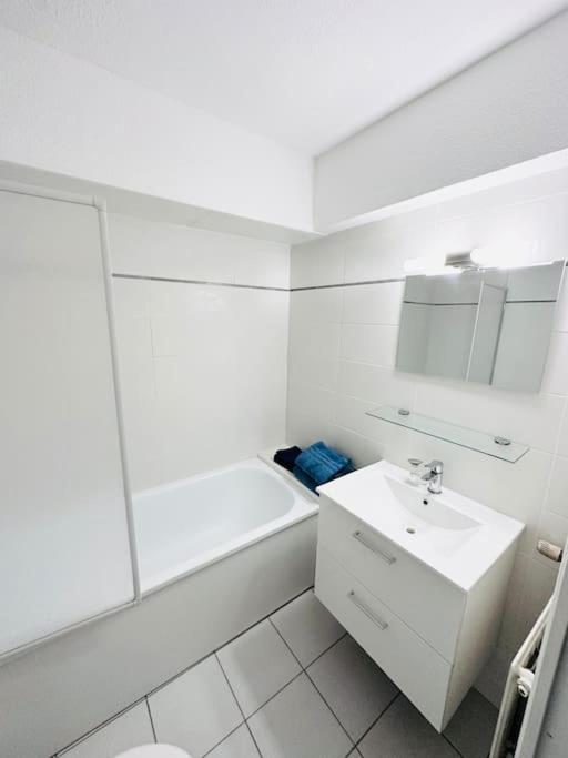 Studio Gare St Roch Avec Box De Garage Apartamento Montpellier Exterior foto